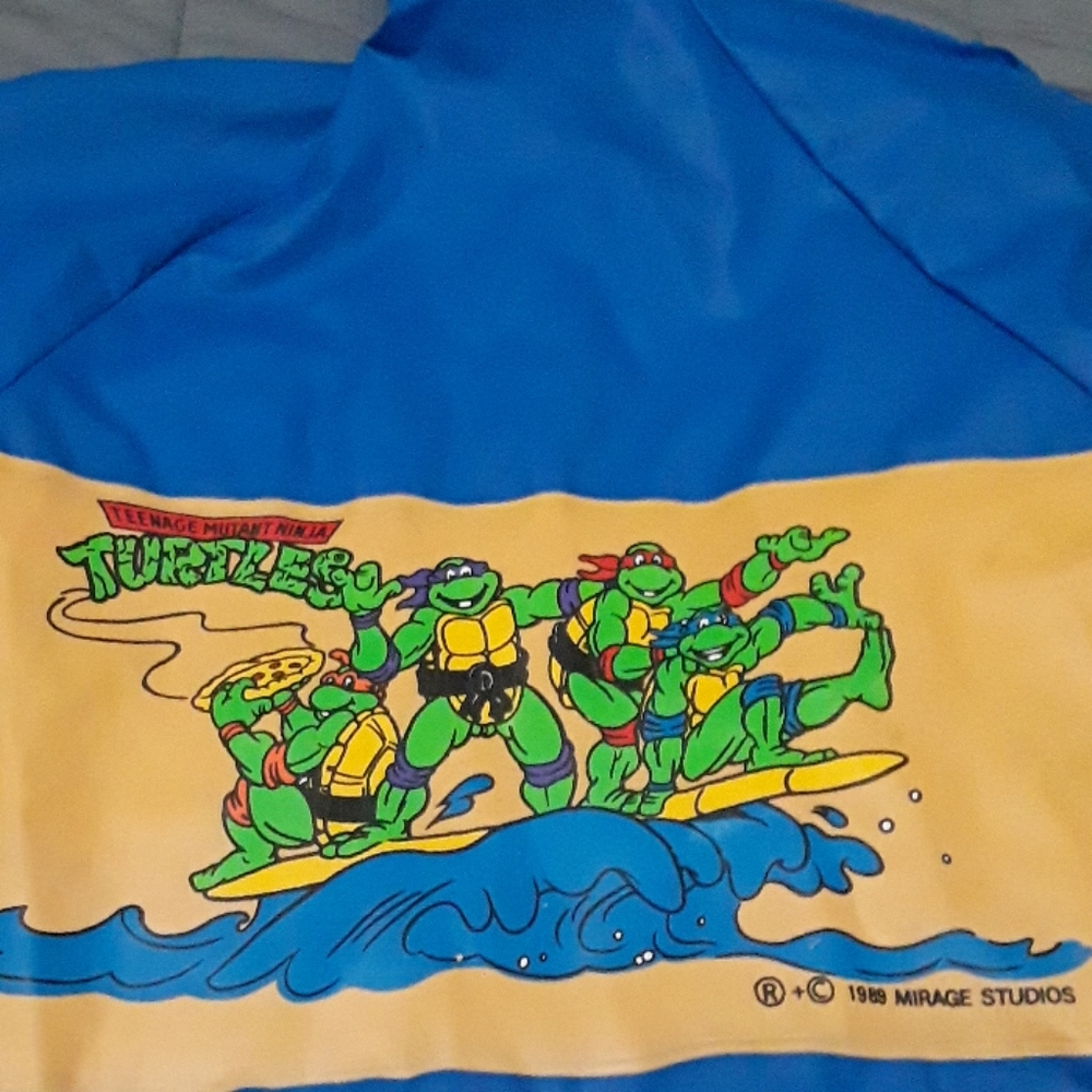 Raincoat - Picture 5 of 8